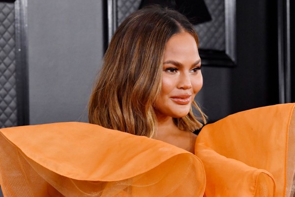 Chrissy Teigen Drops Her Skincare Secrets!