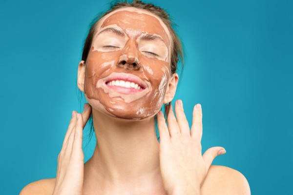 Skincare Shopping: What Dermatologists Are Telling You To Save or Splurge On Skincare Shopping: What Dermatologists Are Telling You To Save or Splurge On