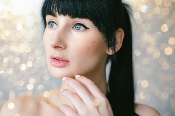 Try These Easy Eyeliner Tricks For Strikingly Bigger Eyes