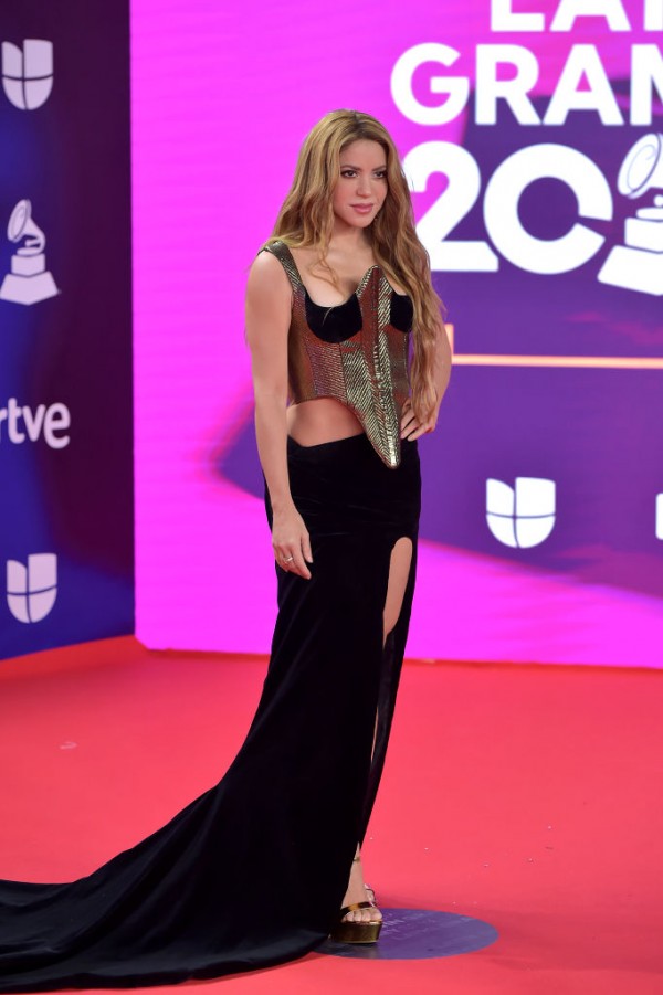 Shakira at 24th Annual Latin GRAMMY Awards - Arrivals