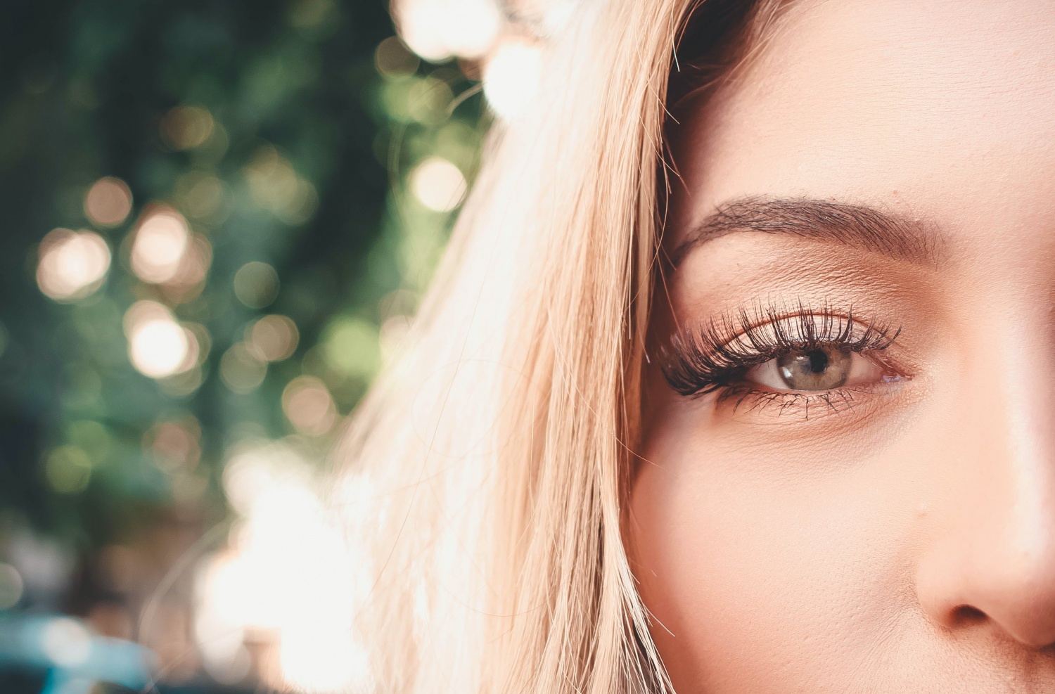 Thrive Mascara - Close up on woman eye