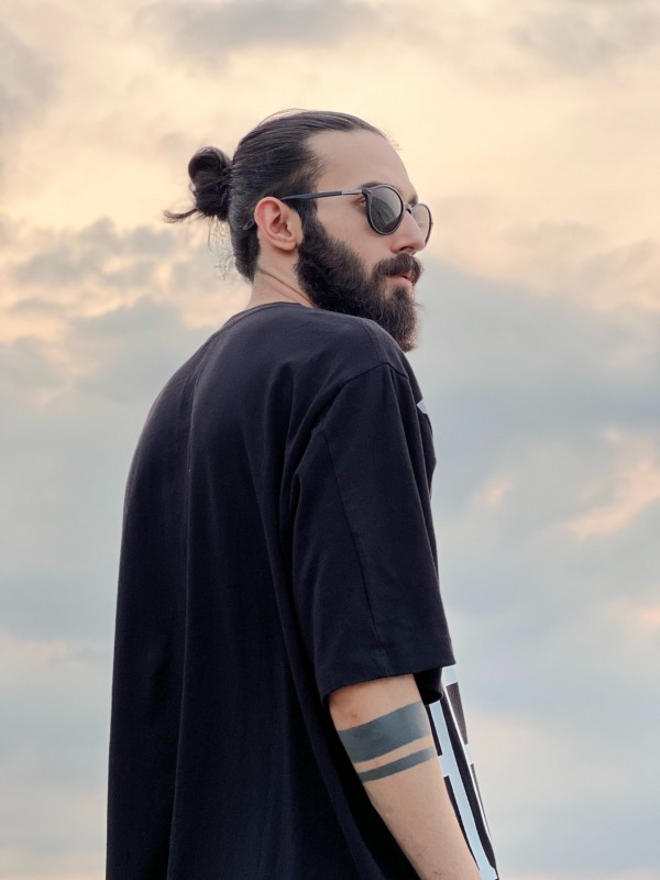 Man bun 