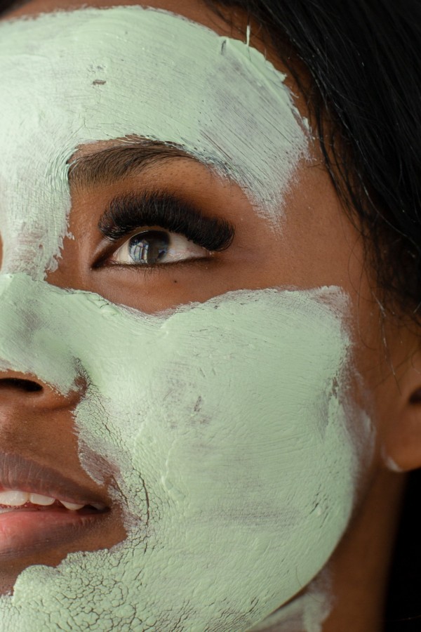 woman with clay mask 