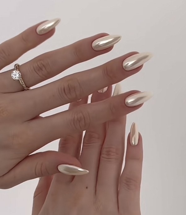 vanilla chrome nails 2 vanilla chrome nails 2