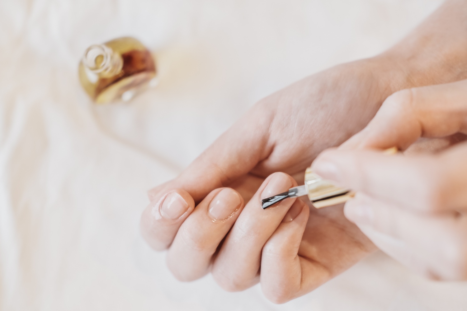 nail care-nail cuticle-cuticle oil-nails-hands
