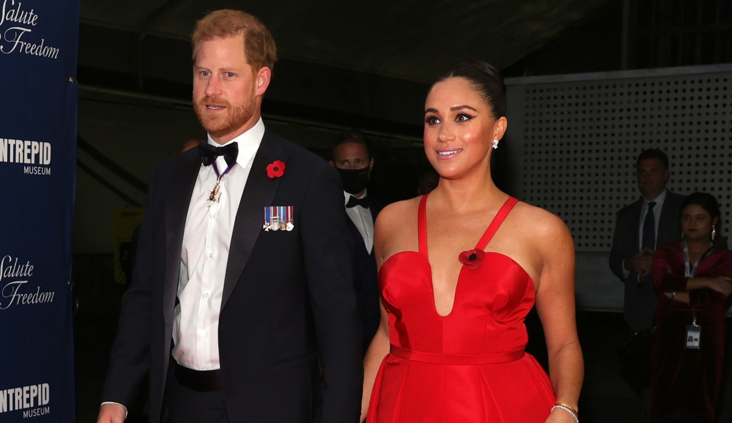 Meghan Markle Rewears 2021 Red Gown, But People Are Loving Her New &#039;Twists&#039; to the Look This Time  