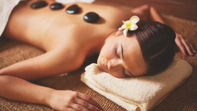 10 Surprising Beauty Benefits of Massages