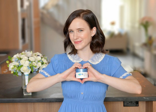The Marvelous Rachel Brosnahan And Her Minimalist Beauty Routine 