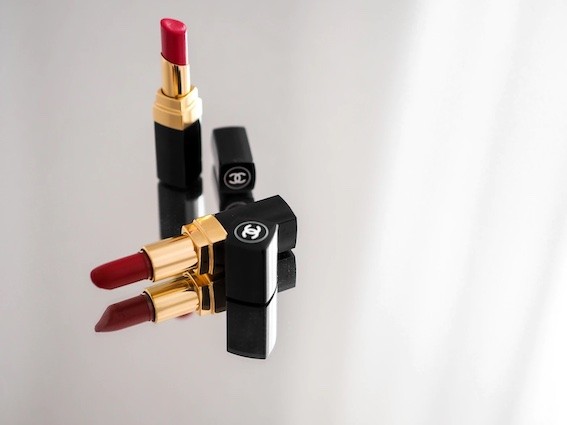 Chanel’s Lip Scanner App Review: How To Match the Best Lipstick Shade for Your Skin Tone 