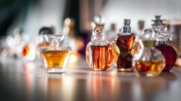 Give The Gift Of Scent: Perfume Selections For College Graduates