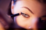 How to get the sharpest eyeliner. 