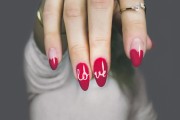 Valentines Day Nails 