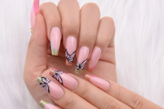 8 Butterfly Press-On Nails Just in Time for Spring