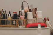 45 'High Hazard' Chemicals Common in Cosmetics Can Cause Cancer, Other Health Issues: Analysis